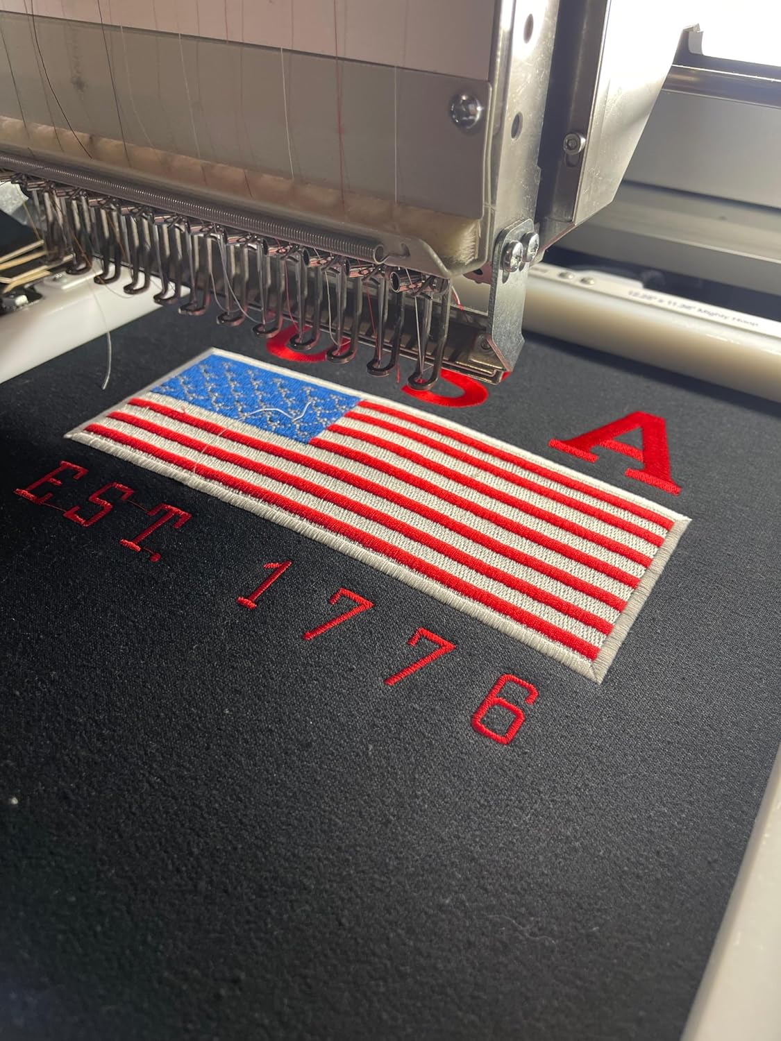 Embroidered USA T-shirt/Sweatshirt, Fourth of July Embroidery Gift, Independence Day Handmade Crewneck Sweater,