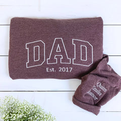 Personalized Papa Sweatshirts Hoodie with Name of Child, Dad EST 2024 Crewneck embroidered