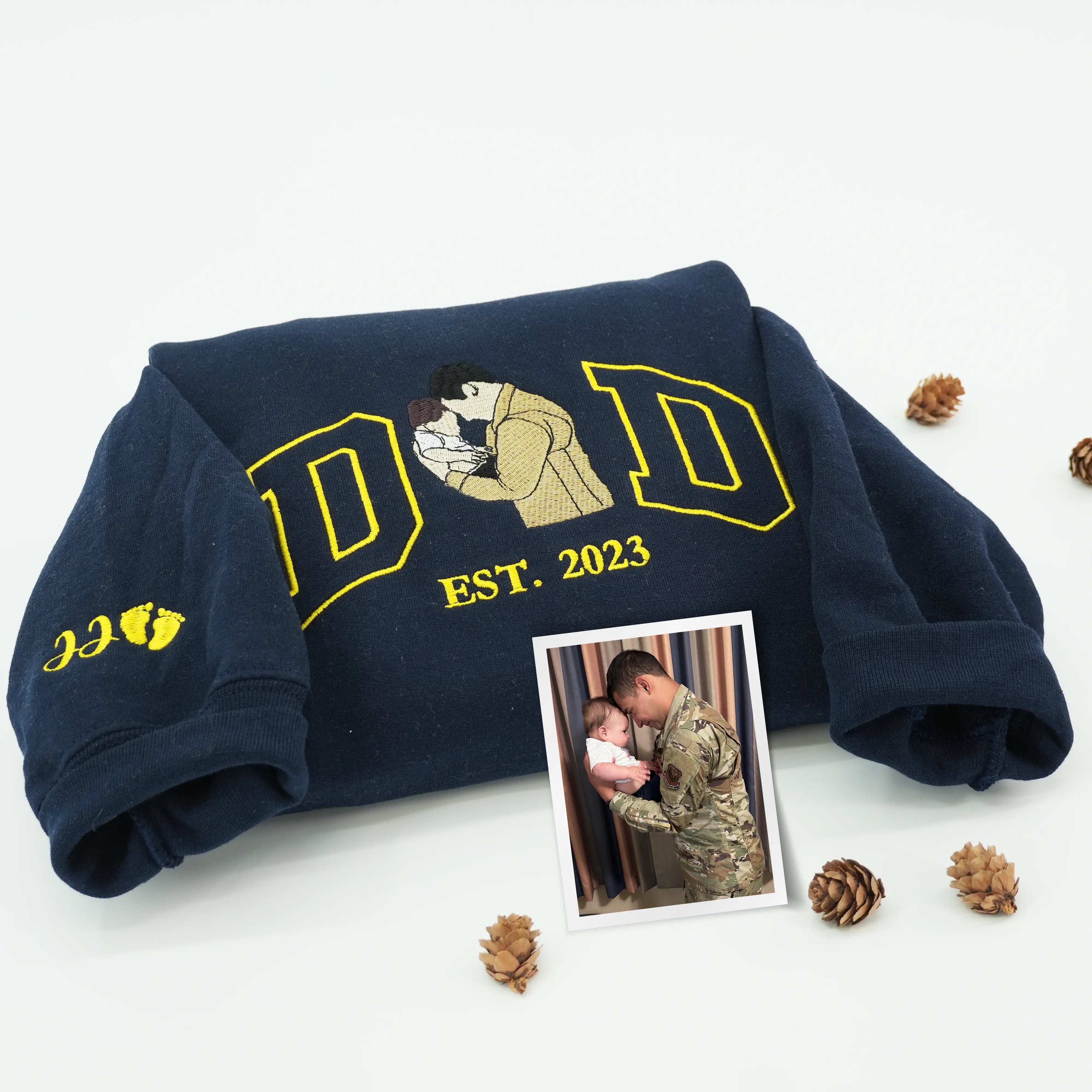 Father Day Sweatshirt, Personalized Gifts for Dad from Daughter or Son with Outline Portrait Photo