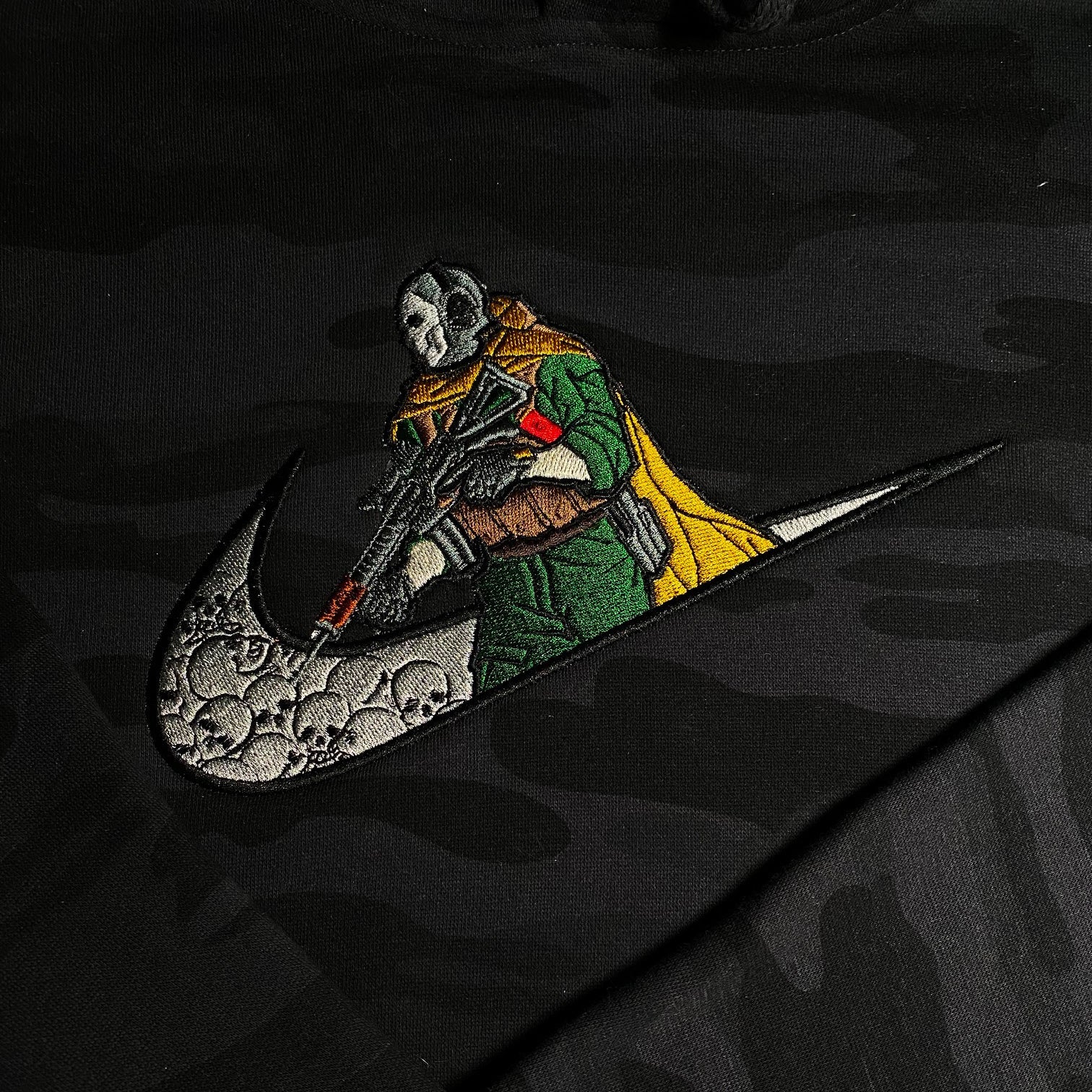 LIMITED Call of Duty Ghost X SAS EMBROIDERED HOODIE