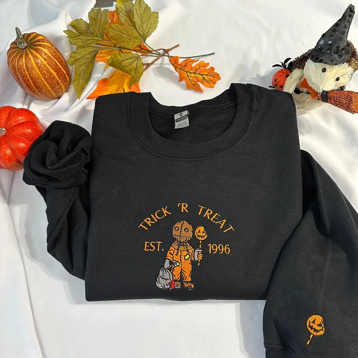 Vintage Halloween Embroidered Crewneck Sweatshirt tee hoodie