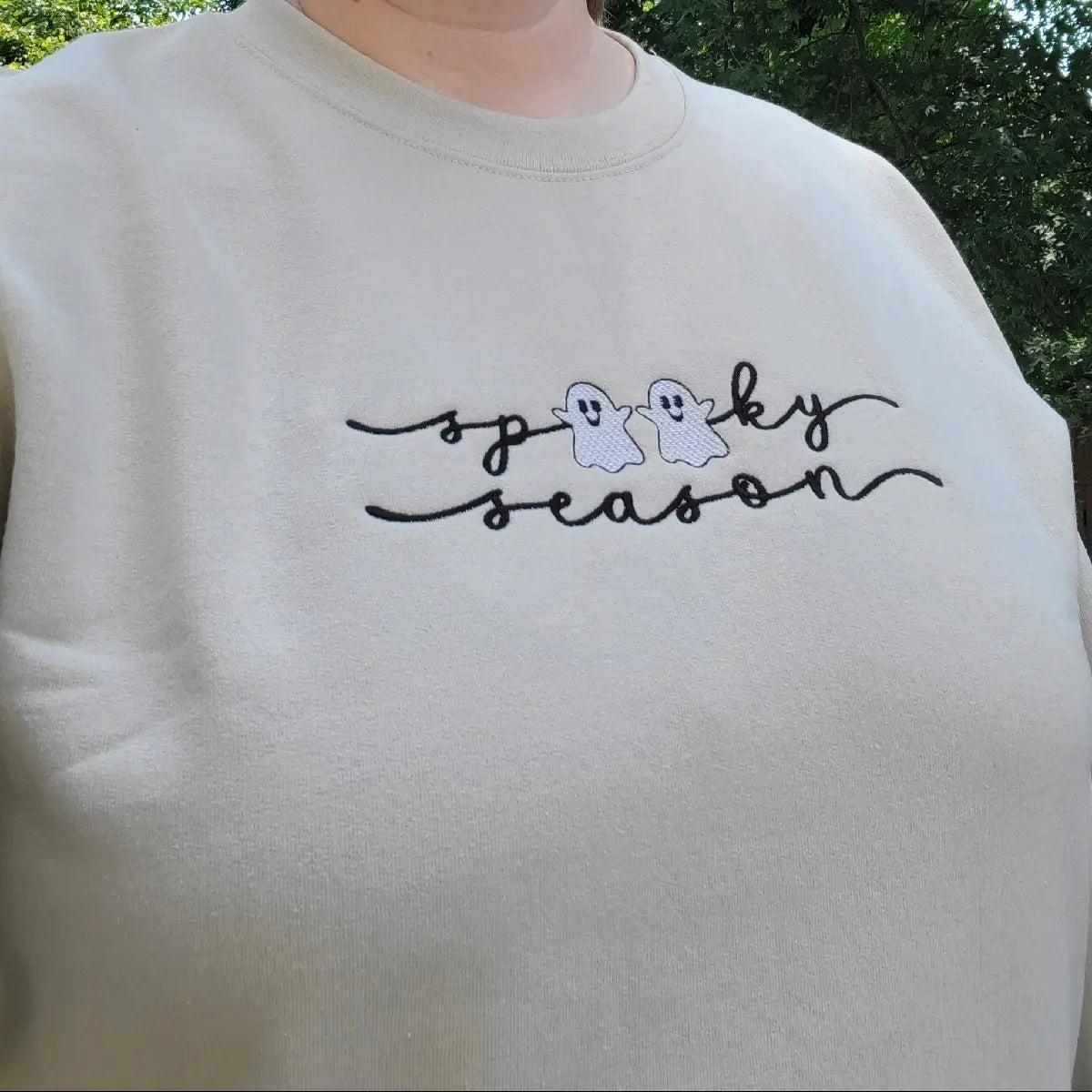 Spooky Season Cute Ghost Embroidered Crewneck Sweatshirt Hoodie T-shirt