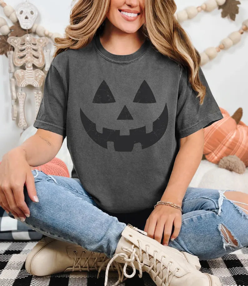 Retro Distressed Jack‑o‑Lantern Pumpkin Graphic T‑Shirt Sweatshirt Hoodie