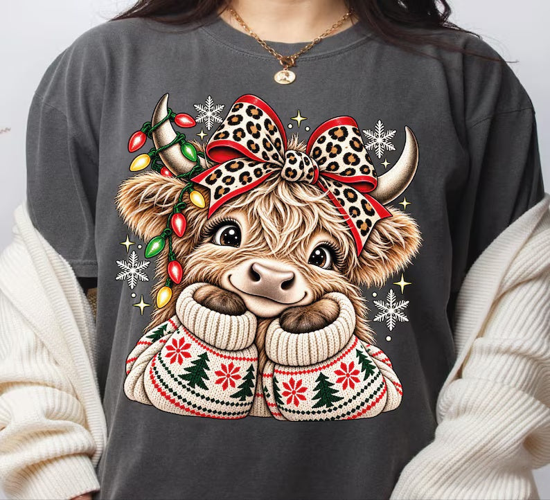 🐄 Moo-rry Christmas Cute Highland Cow Tee sweatshirt Hoodie🐆